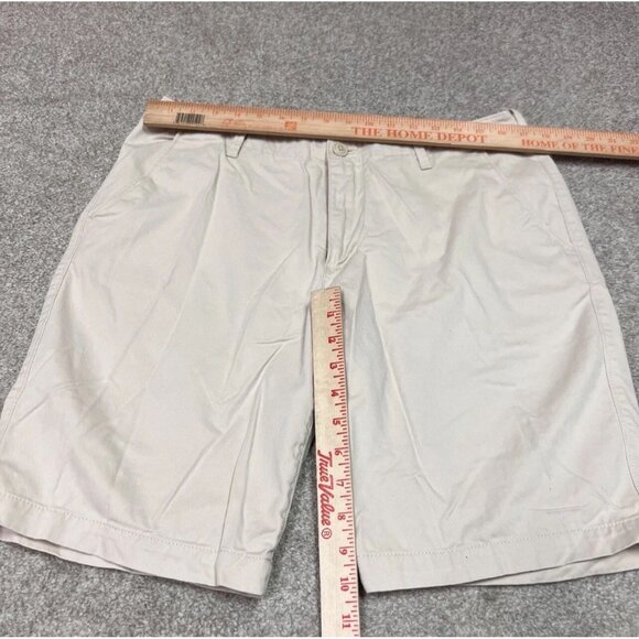Express Shorts Classic At The Knee Men’s Beige Pockets Size 34 - Picture 2 of 12